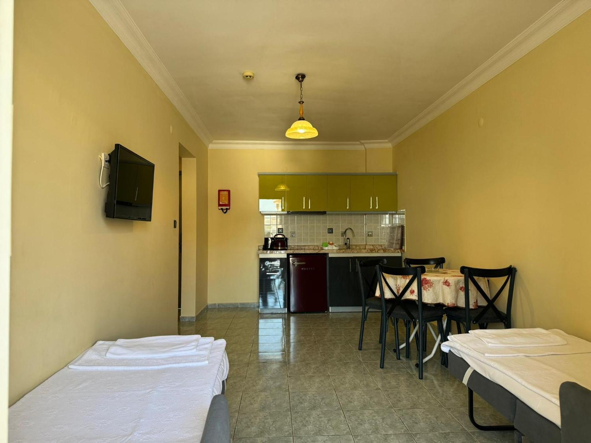 Ozlem 2 Apart Hotel Marmaris Exterior foto